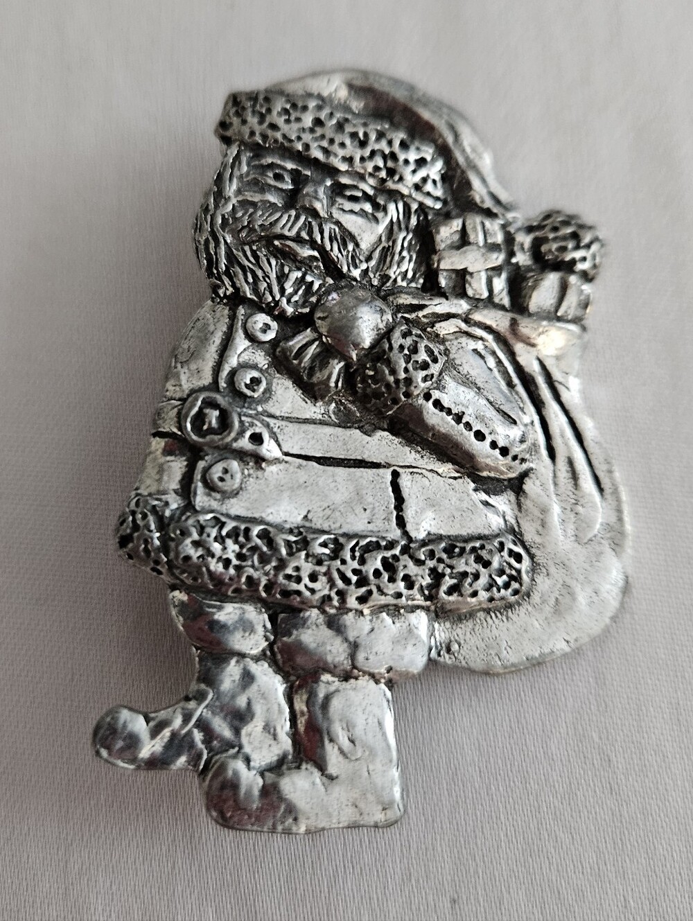 SHERIDAN Pewter Santa Brooch Silver Tone Vintage Rare Find 2 Inch Long